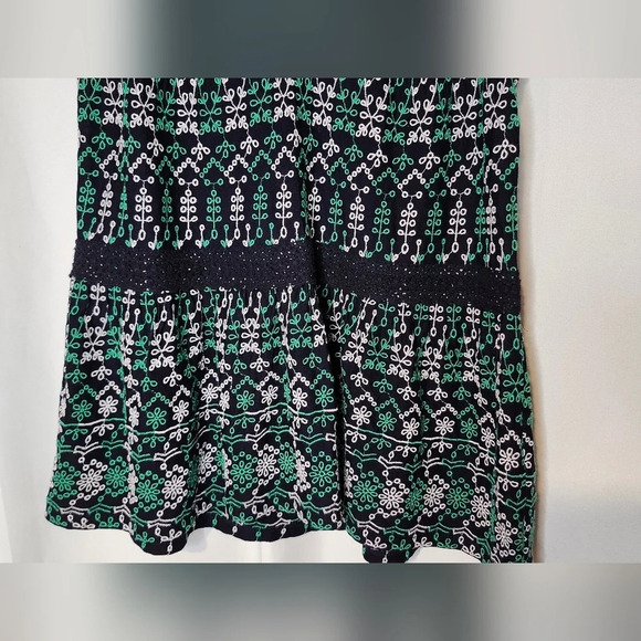 Maeve by Anthropologie Women's Peplum Top Size XS Navy Kelly Green Eyelet Summer - Picture 3 of 8